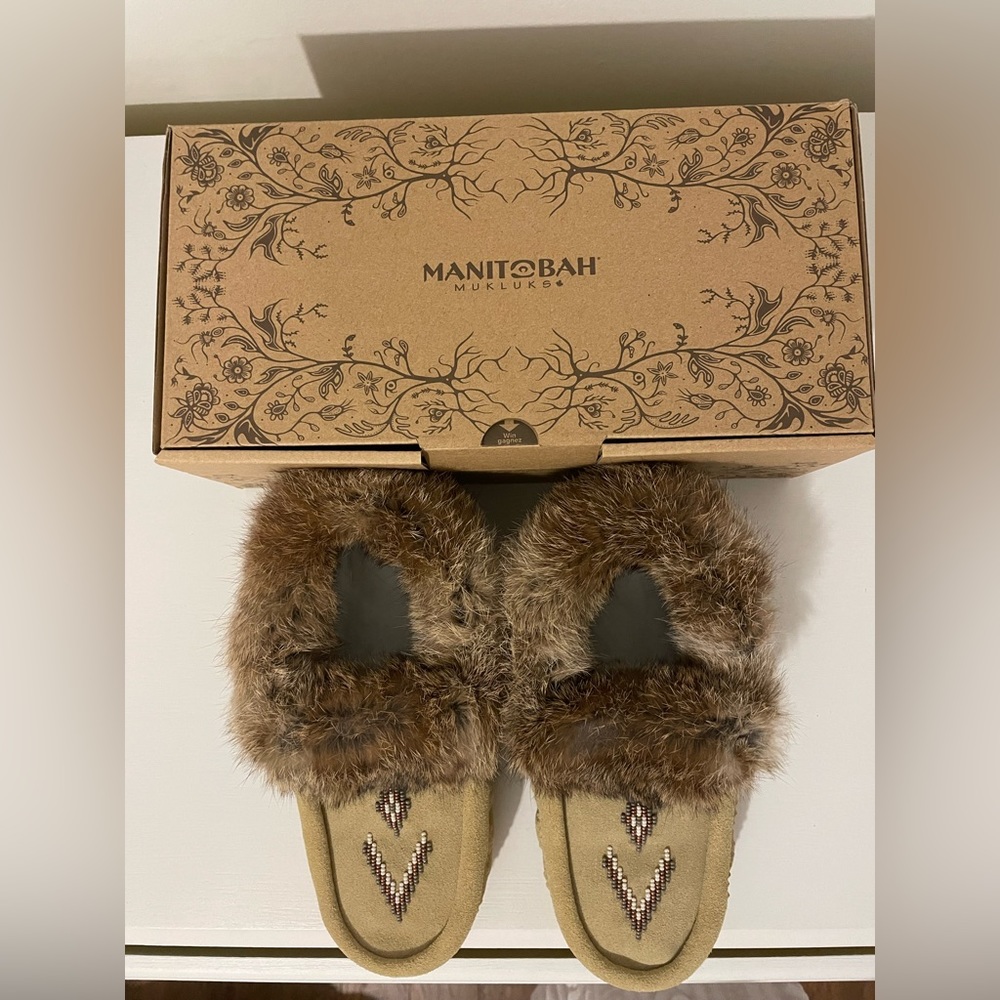 Manitobah mukluks